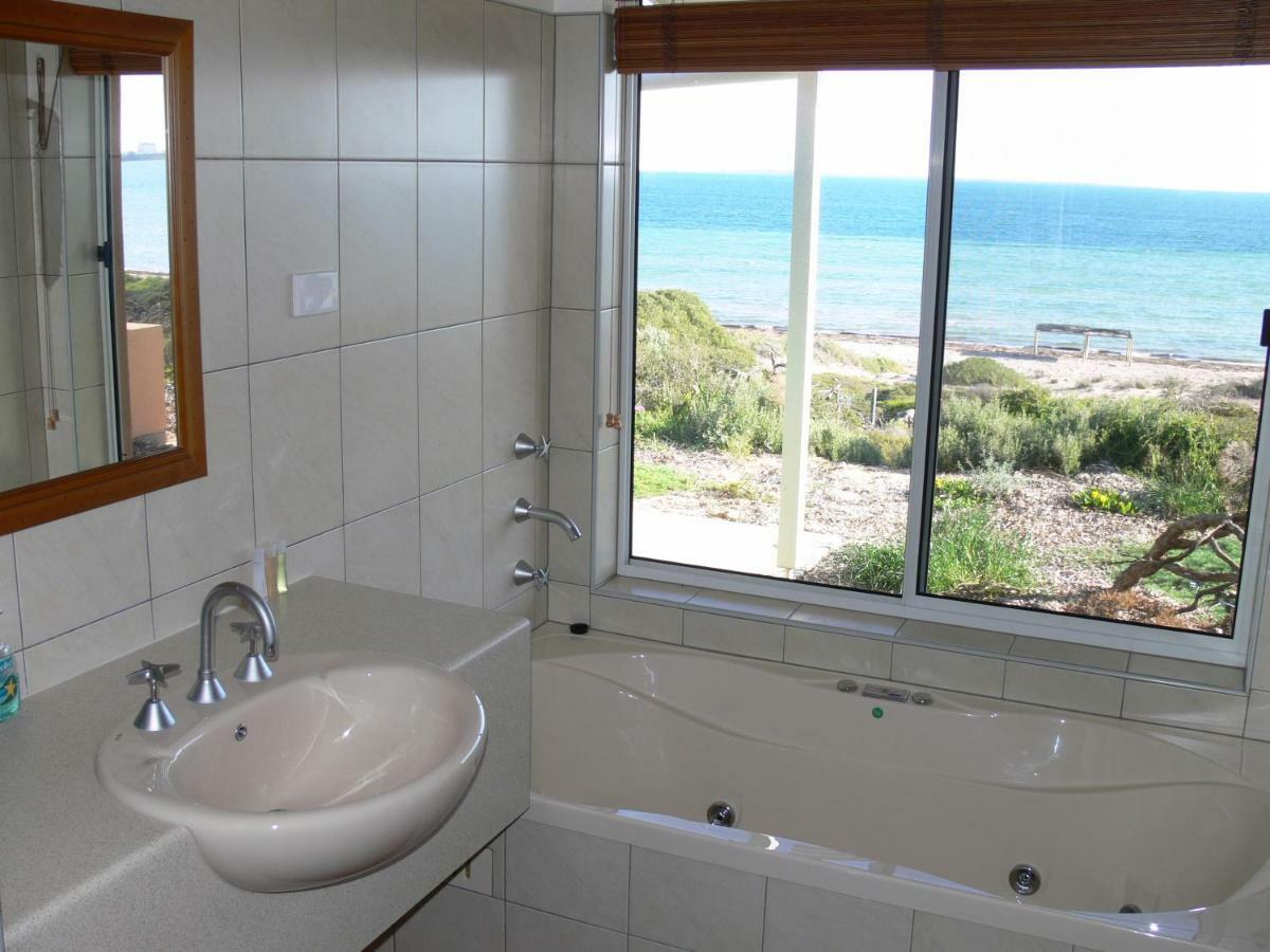 Ceduna Shelly Beach Caravan Park Exterior foto